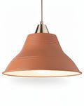 **Technische titel in het Nederlands:** Hanglamp van terracotta met glanzend chroomdetail