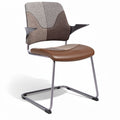 **Technische titel in het Nederlands: Moderne fauteuil met gestoffeerde zitting en metalen frame**